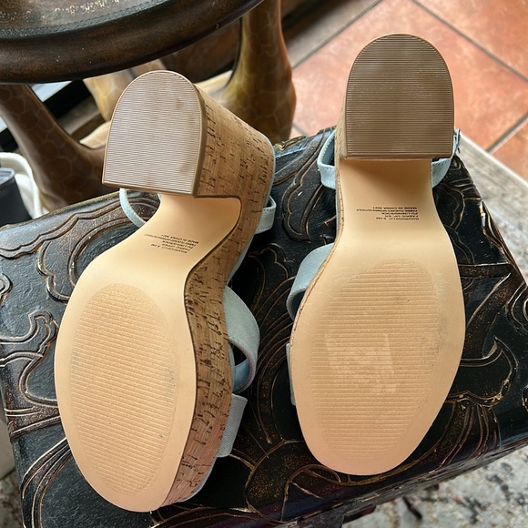 Ladies Madden Girl Light Blue Denim Cork Wedge 8 1/2 Brand New ! - Picture 5 of 5